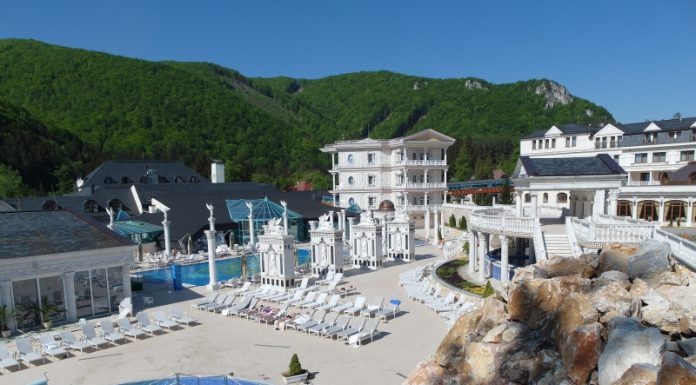 Раєцьке Тепліце