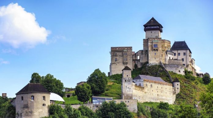 транчинський град